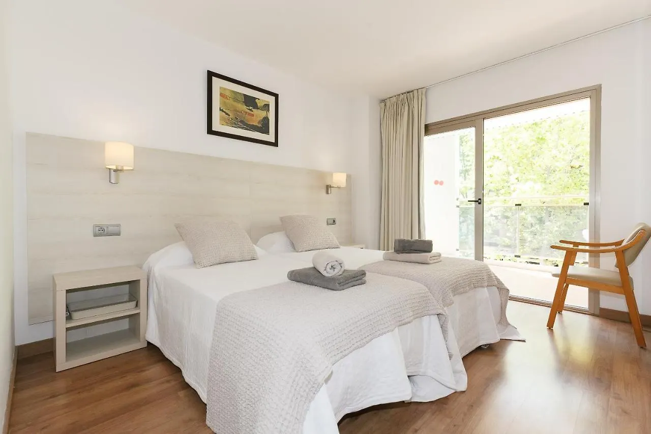 Uhc Michelangelo Apartments Salou Spain