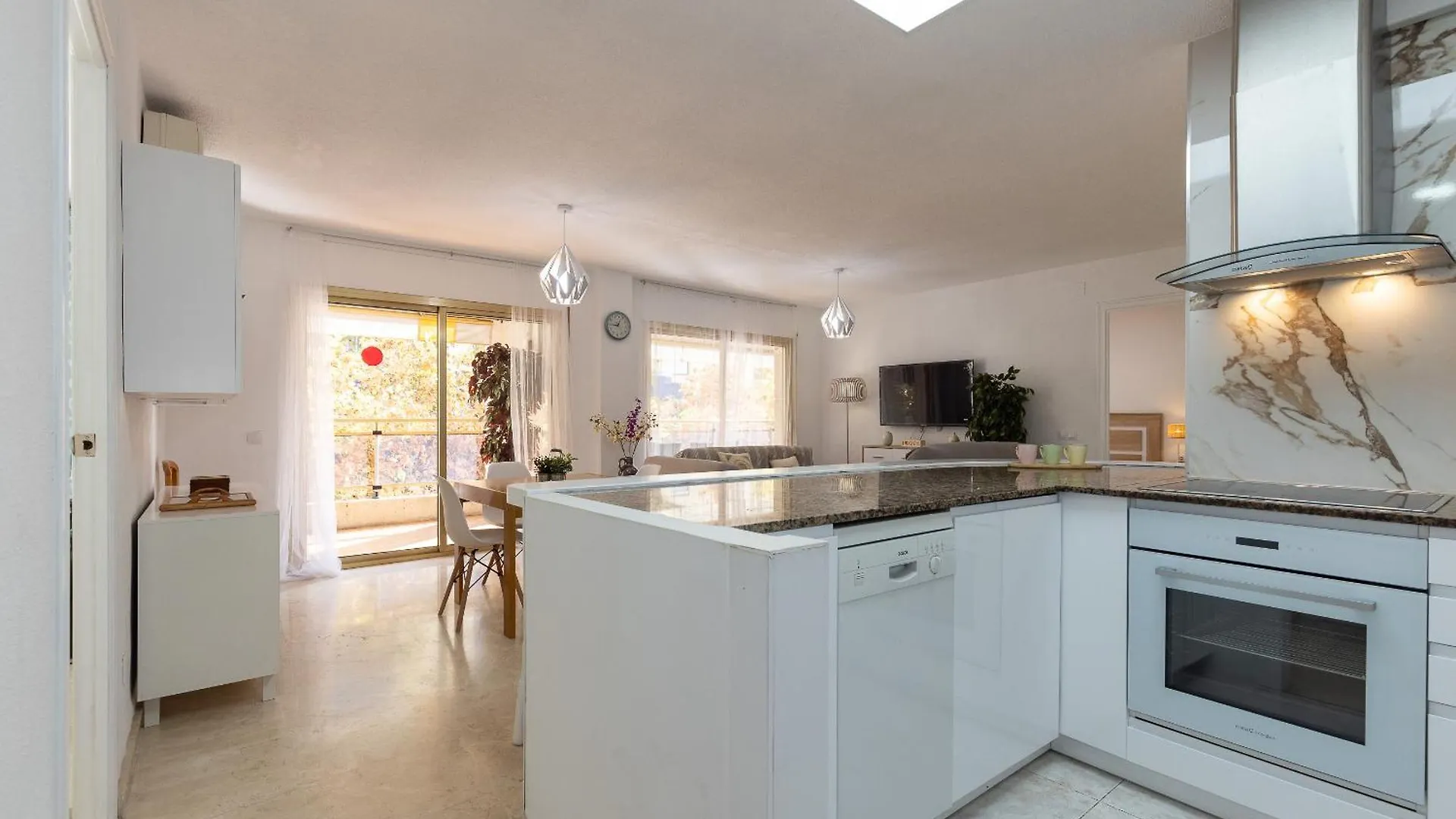 Uhc Michelangelo Apartments Salou
