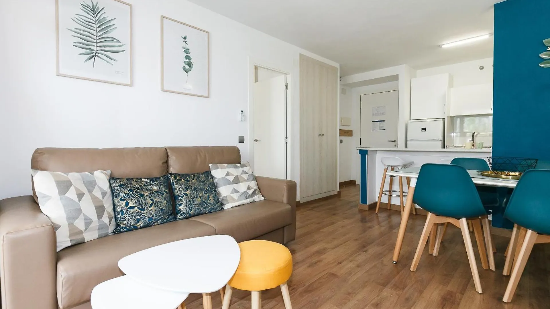 Uhc Michelangelo Apartments Salou